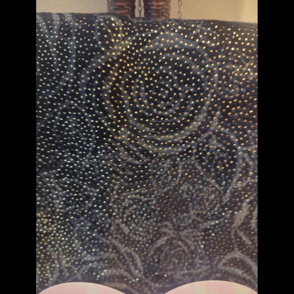 Betsey Johnson ultra soft plush throw - Picture 3 of 8